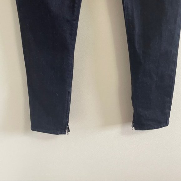 Burberry Women's Skinny Jeans - Dark Blue - Picture 9 of 15